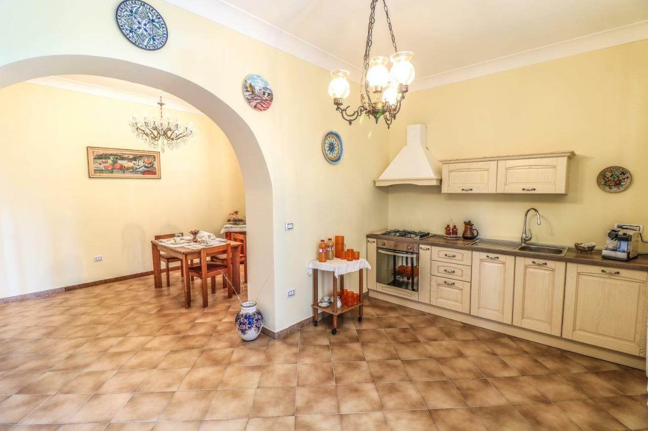 Scognamiglio Suites Ercolano Extérieur photo